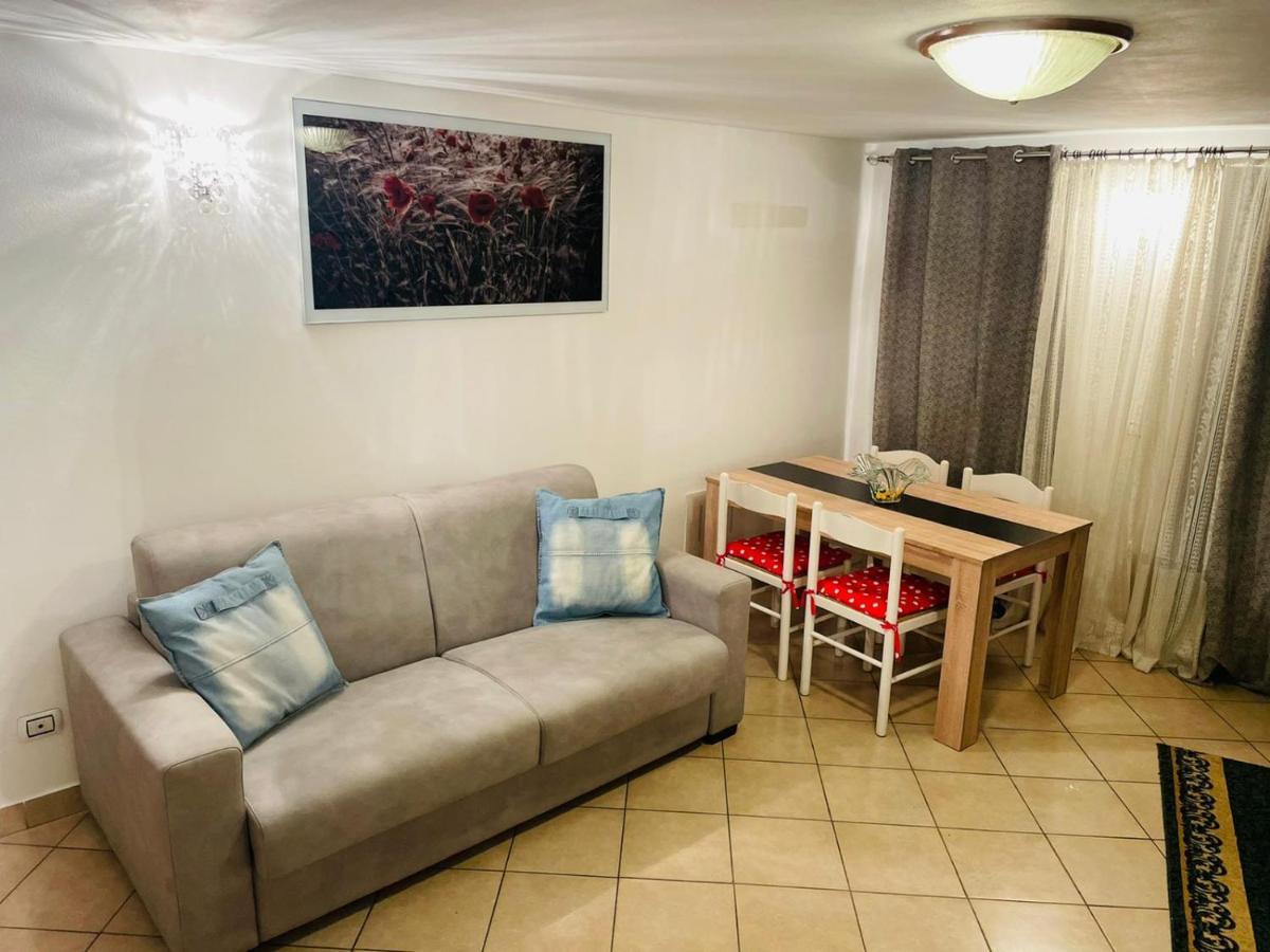 דירות סומה לומברדו Casa Dei Fiori 2 מראה חיצוני תמונה